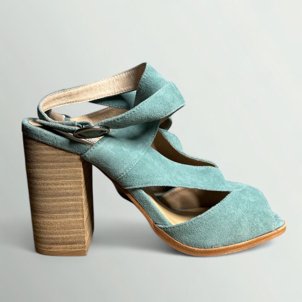Kristin Cavallari by Chinese Laundry Lara Crisscross Heeled Sandal in Jade Suede - Picture 5 of 8